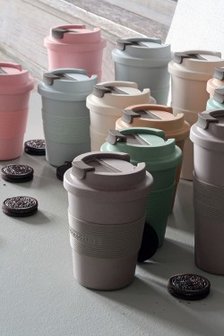 Medium PLA bioplastic Time-Out travel Mugs van Zuperzozial, verkrijgbaar bij GreenPicnic