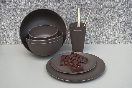 Zuperzozial Mocha Brown servies van C-PLA uit natuurlijk materiaal, GreenPicnic