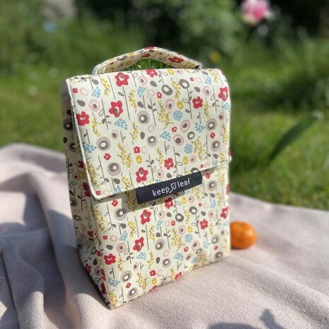 Keep Leaf insulated Lunchbag Bloom, katoenen koeltasje met bloemen