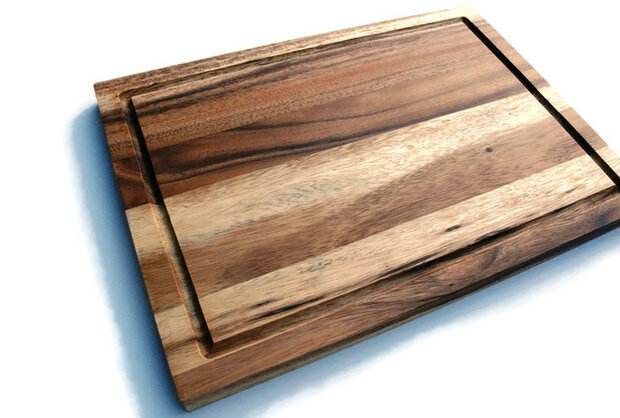 musical knal beeld Prachtige FairTrade houten snijplank. Ook leuk op tafel met kaasjes of  snacks. - GreenPicnic